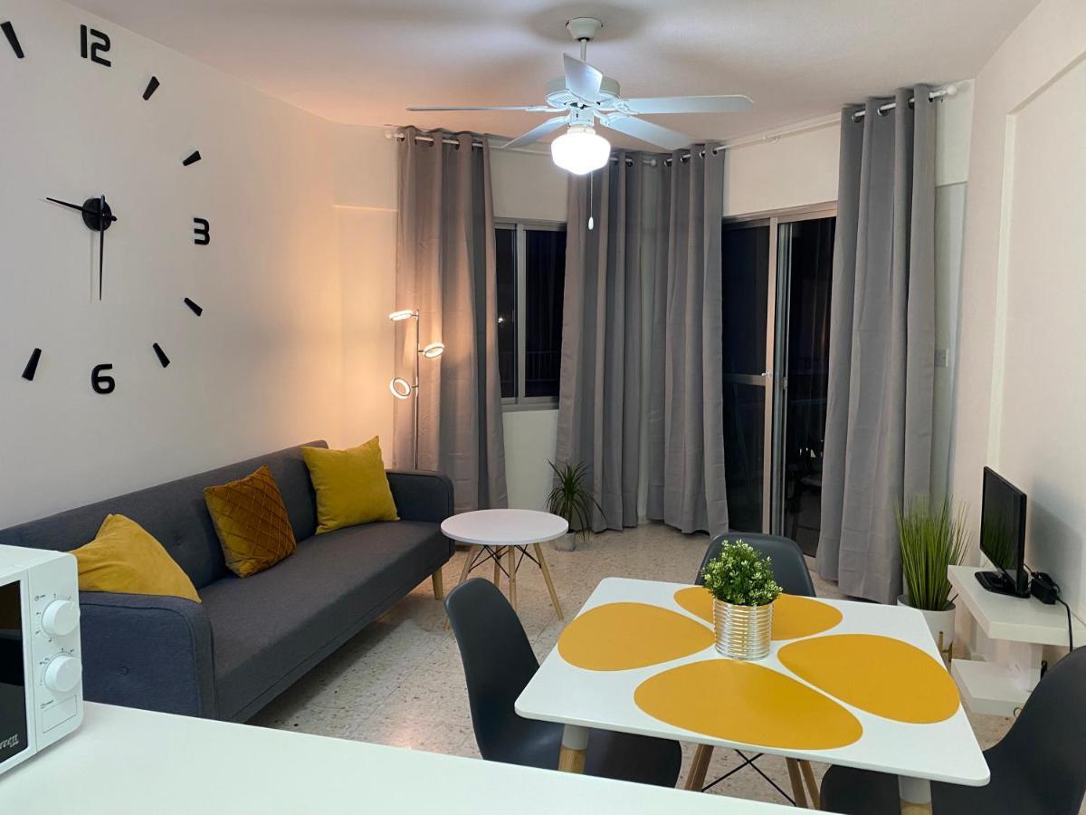 Diamond Apartment With Stunning Sea View Paphos Exterior foto